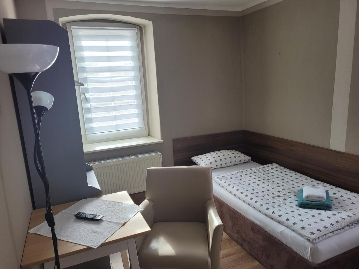 Hotel Und Pension Al Dente Nunchritz Экстерьер фото